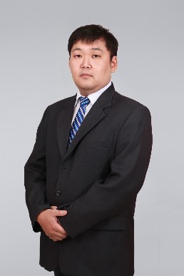 王浩.jpg